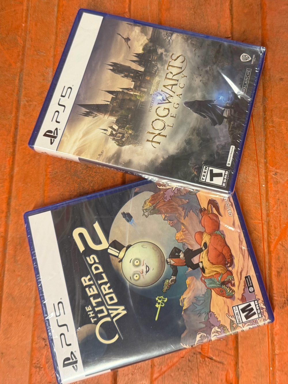 Outer Worlds 2 / Hogwarts Legacy PS5 Game Bundle
